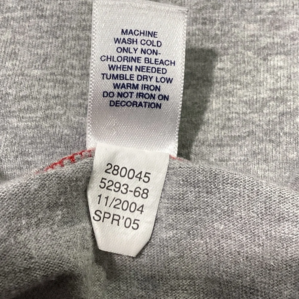 Gap Baby Gap Gray Long Sleeve Snap Onesie Infant